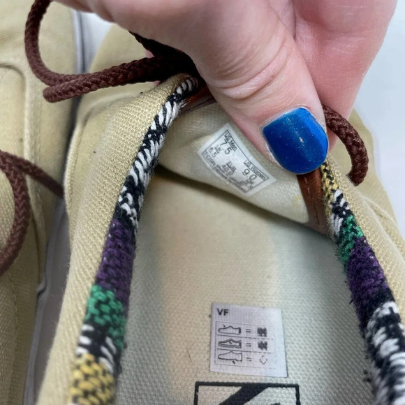 VANS Classic‎ Canvas Tan Aztec Blanket Low Top Sneaker Shoes Size 9 - Picture 7 of 9